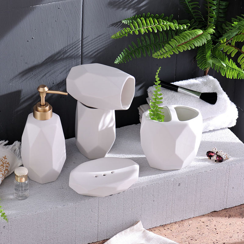 ULuxury™ Diamond Matte Bathroom Set